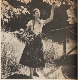 "Under every star you find a Dreamer, dreaming just the way you do; if you think you're the only dreamer, look and you'll see quite a few." Jeannie Carson Is "Heidi"